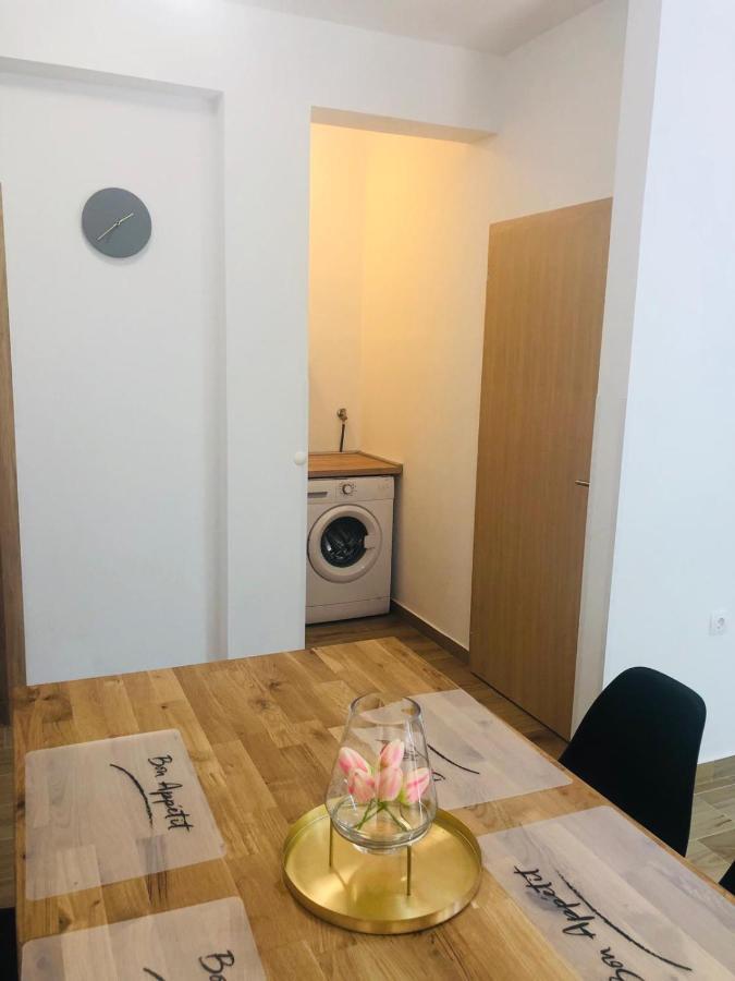 Apartmani Starigrad Paklenica - Danijel Esterno foto